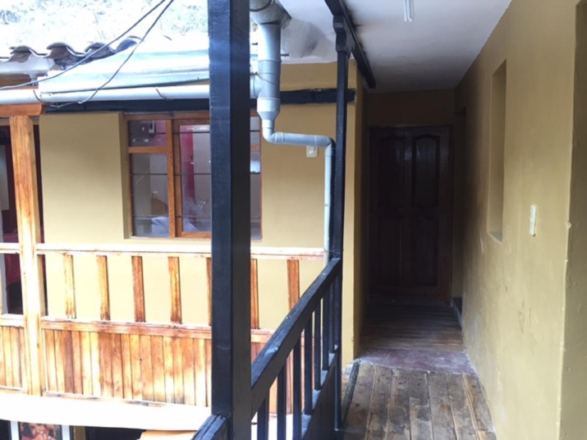 Hospedaje K'uchuwasi Backpacker Ollantaytambo Exterior foto